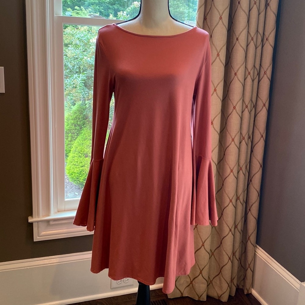 Altar'd State mauve Karol Long Bell Sleeve criss-cross back Dress, sz M,